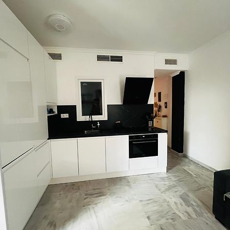 Piso En Zona Tranquila De - Torrequebrada Golf Appartement Benalmádena Buitenkant foto