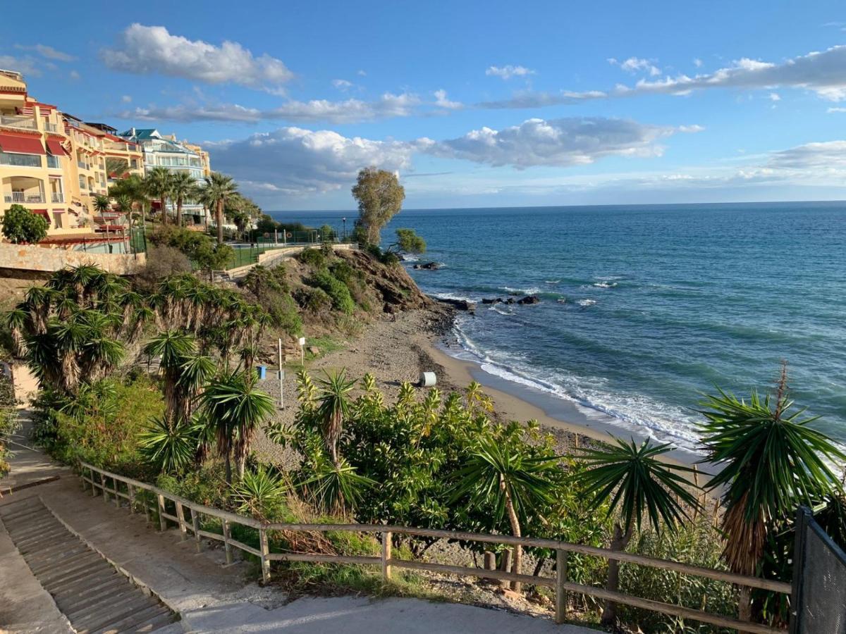 Piso En Zona Tranquila De - Torrequebrada Golf Appartement Benalmádena Buitenkant foto
