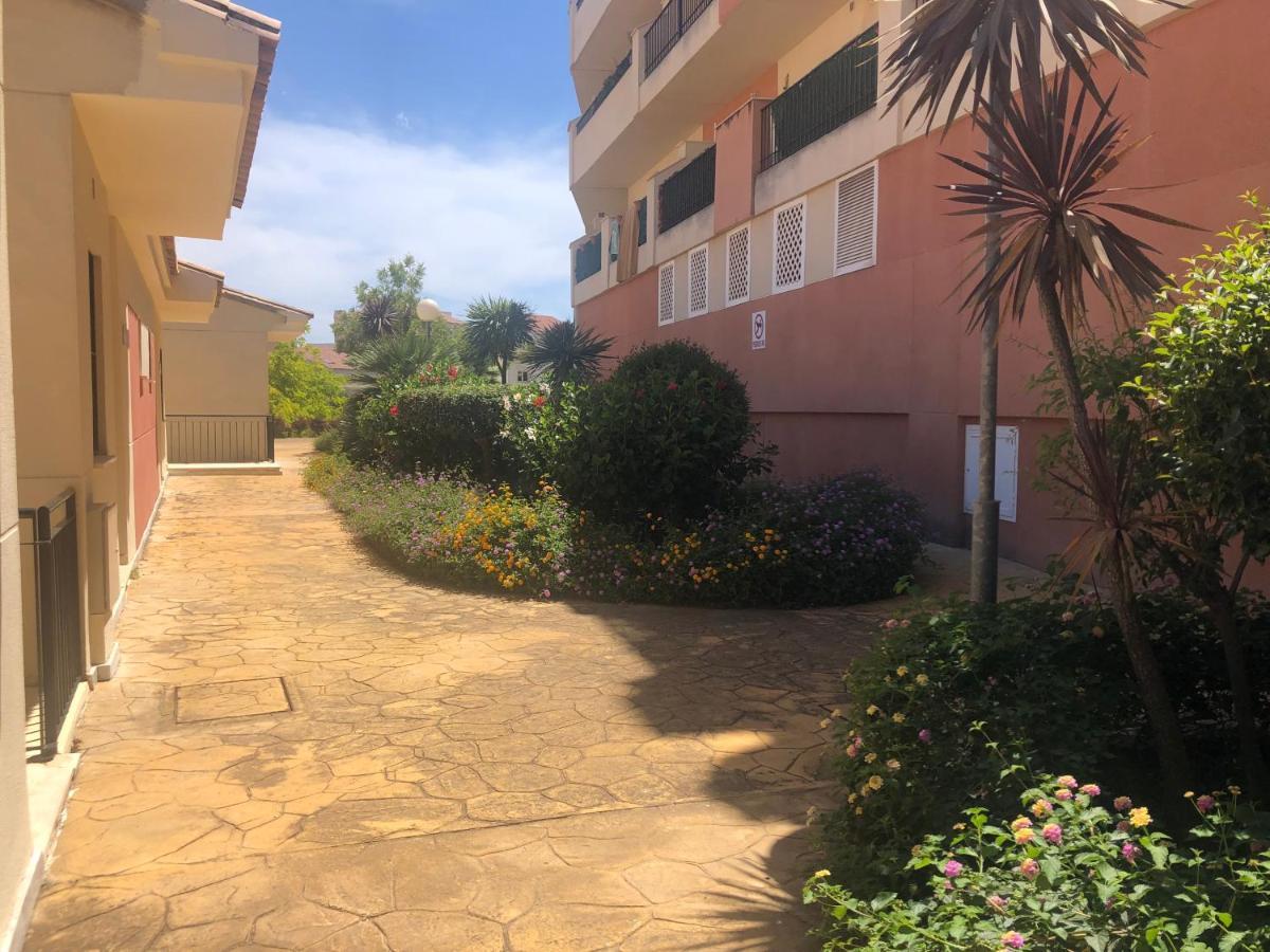 Piso En Zona Tranquila De - Torrequebrada Golf Appartement Benalmádena Buitenkant foto