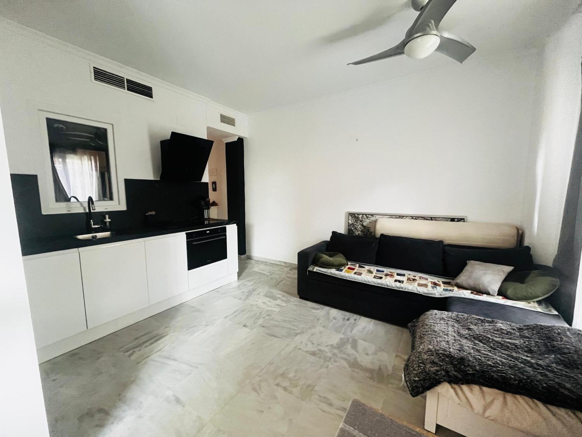 Piso En Zona Tranquila De - Torrequebrada Golf Appartement Benalmádena Buitenkant foto